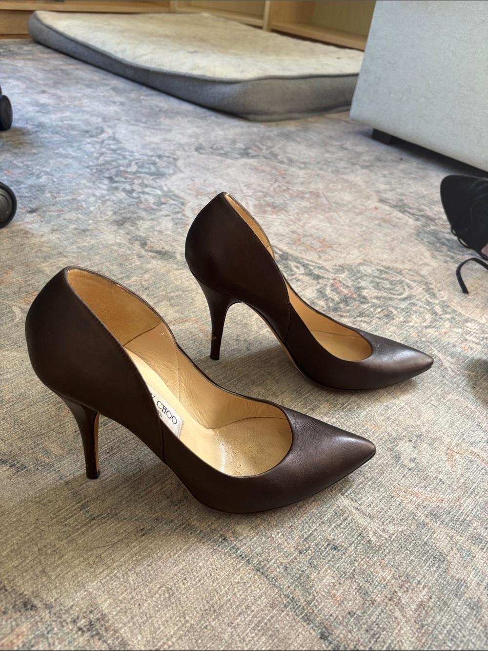 Jimmy Choo Vintage Brown Leather Pointed-Toe Pumps - Picture 2 of 5